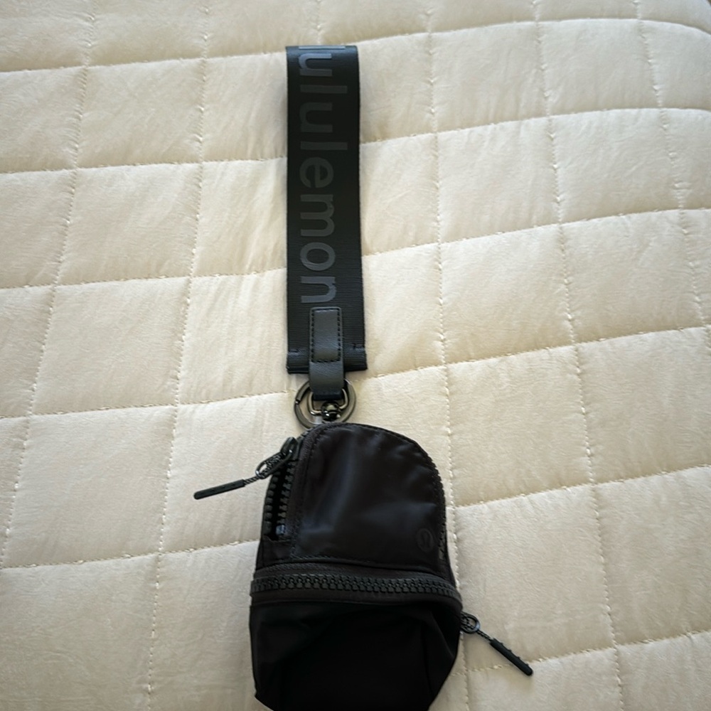 Lululemon keychain wristlet with mini bag